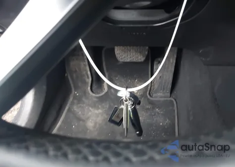 2017 Mercedes-Benz Glc 300 4Matic из США, поврежденный, VIN WDC0G4KB1HF253400